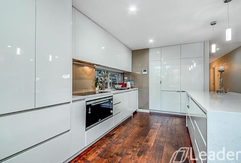 1 / 34 Sadie Street, Mount Waverley