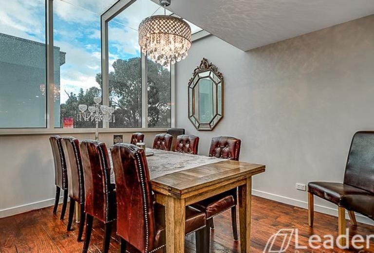 1 / 34 Sadie Street, Mount Waverley