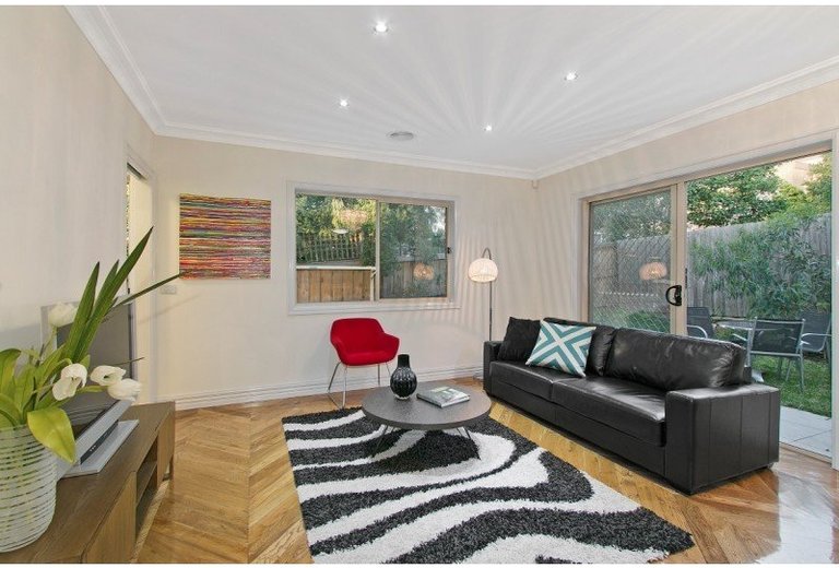 2 / 449 High Street Road, Mount Waverley