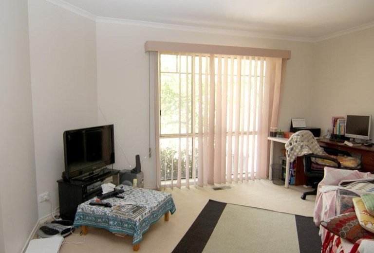 2 / 19 Martin Place, Glen Waverley