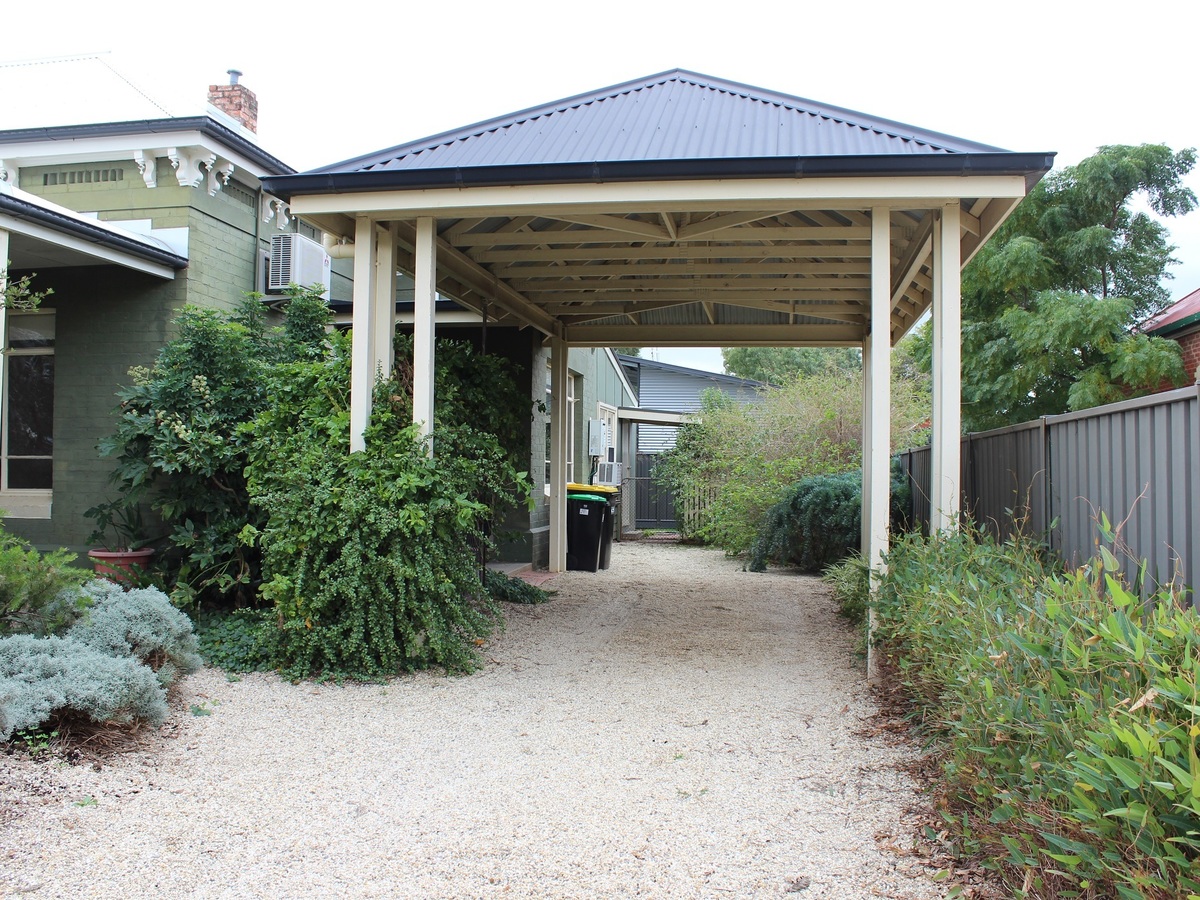 2 / 25 Barkly Street, Benalla