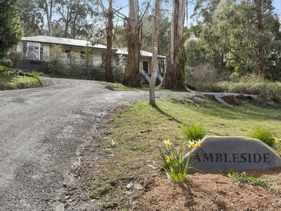 12 Ryans Parade, Mount Macedon