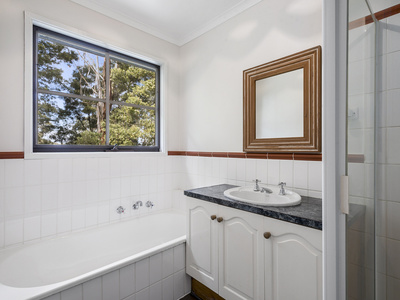 12 Ryans Parade, Mount Macedon