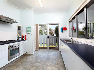 13 Bates Street, Boonooroo
