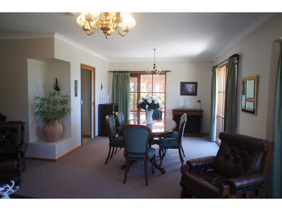 104 Rogersons Road, Horsham