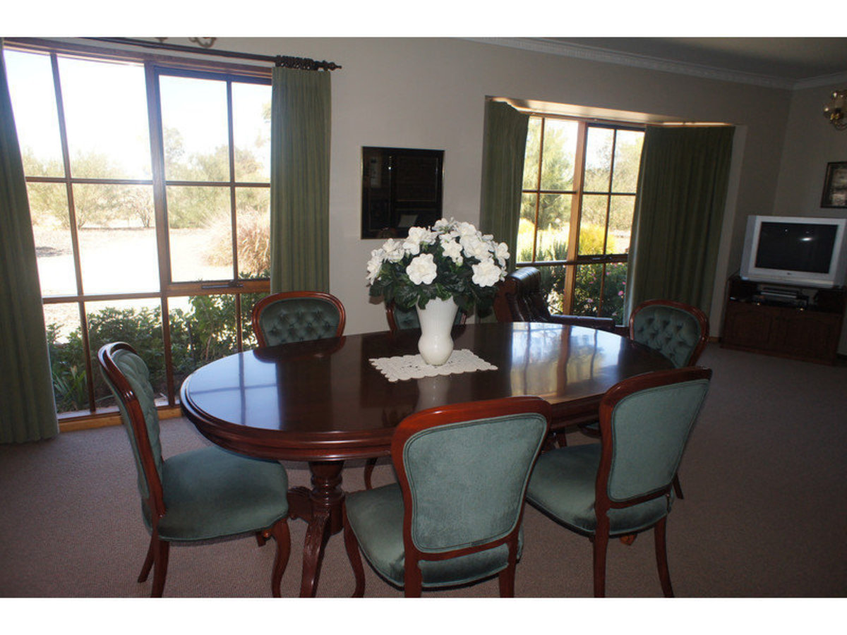 104 Rogersons Road, Horsham