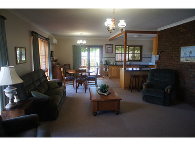 104 Rogersons Road, Horsham