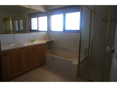 104 Rogersons Road, Horsham