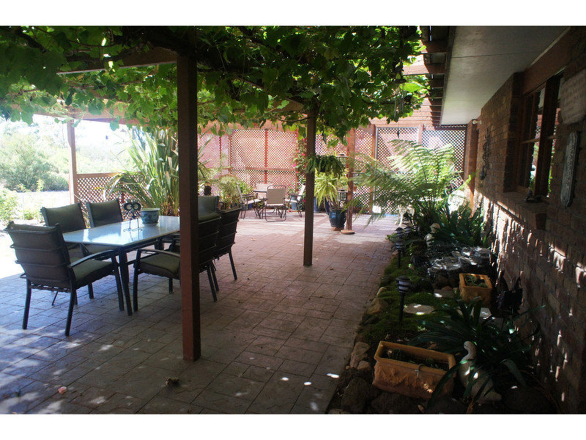 104 Rogersons Road, Horsham