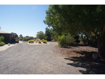 104 Rogersons Road, Horsham