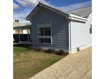 3 Alexander Avenue, Horsham