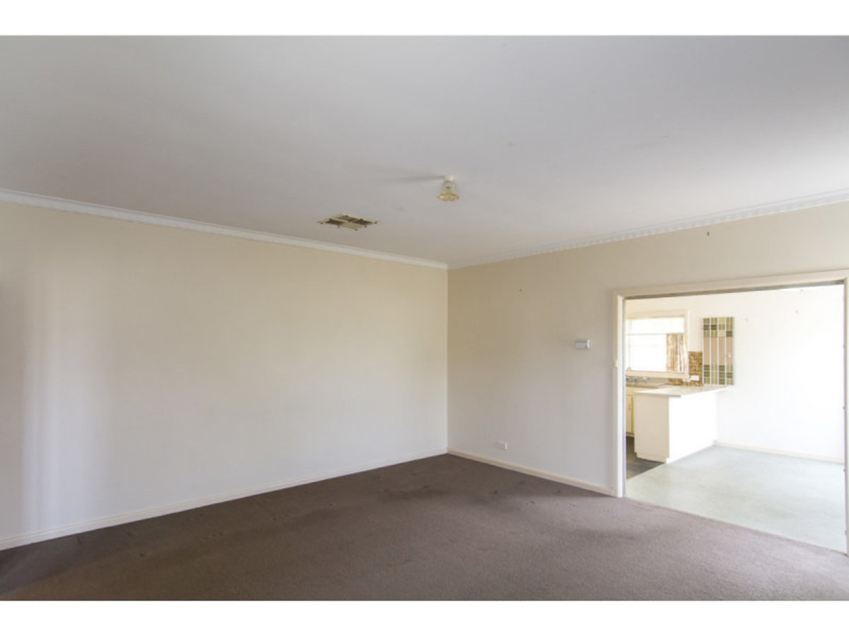 84 Edith Street, Horsham