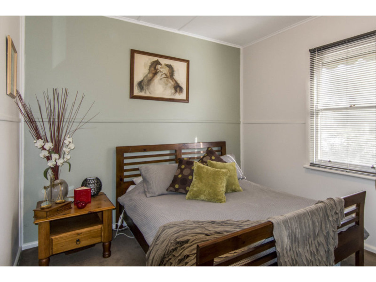 47 Butlers Road, Horsham