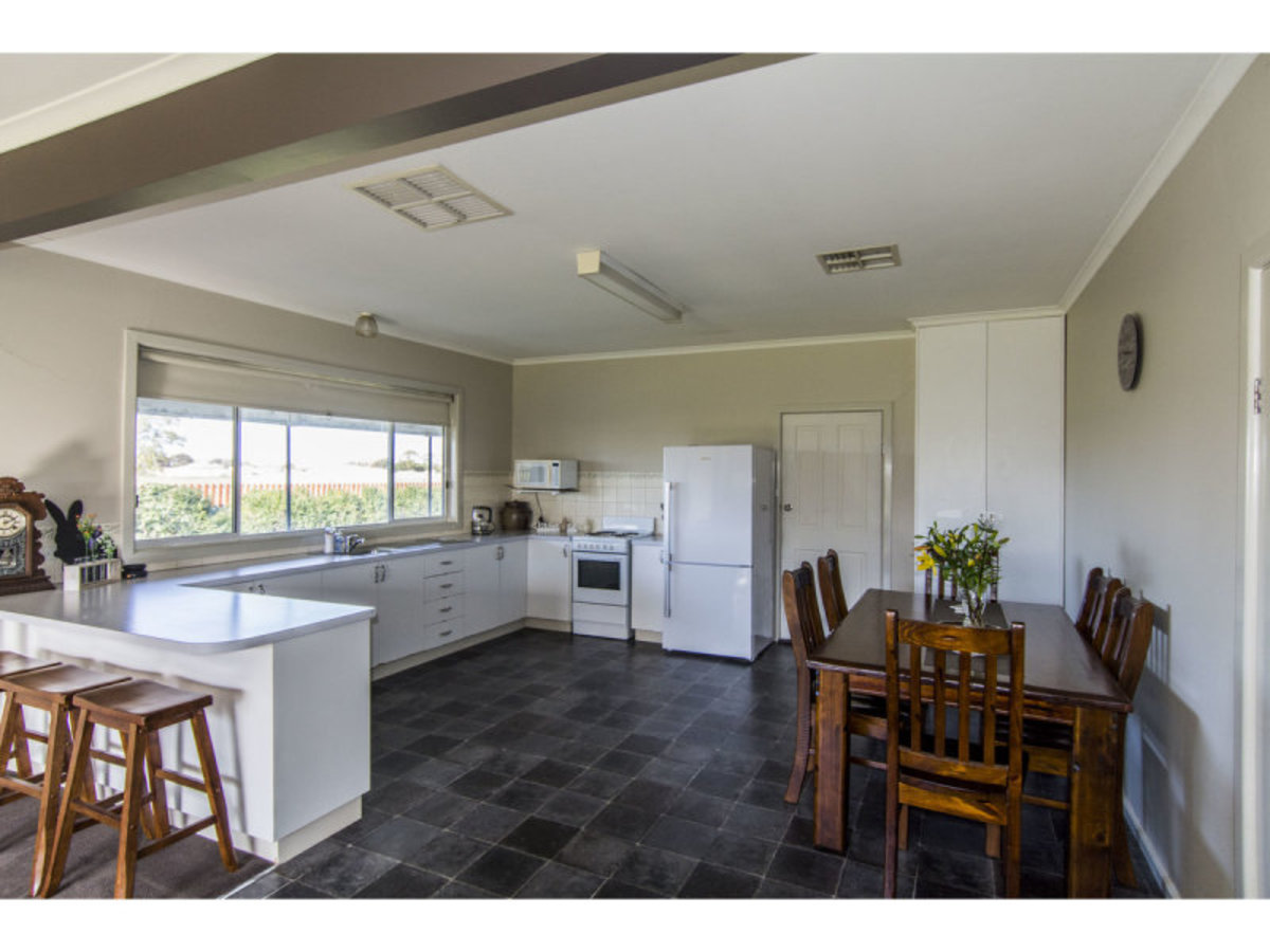 47 Butlers Road, Horsham