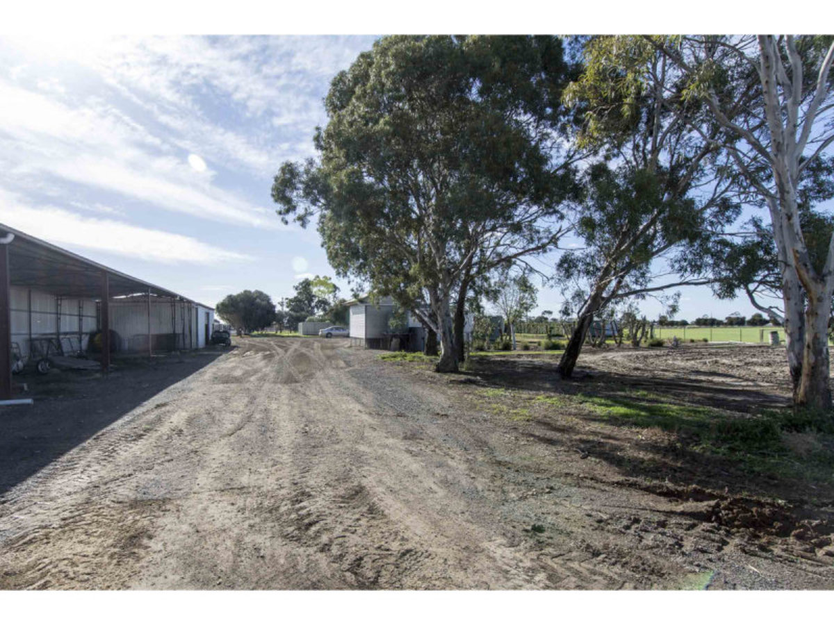 47 Butlers Road, Horsham