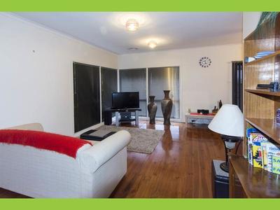 24 Arnott Street, Horsham