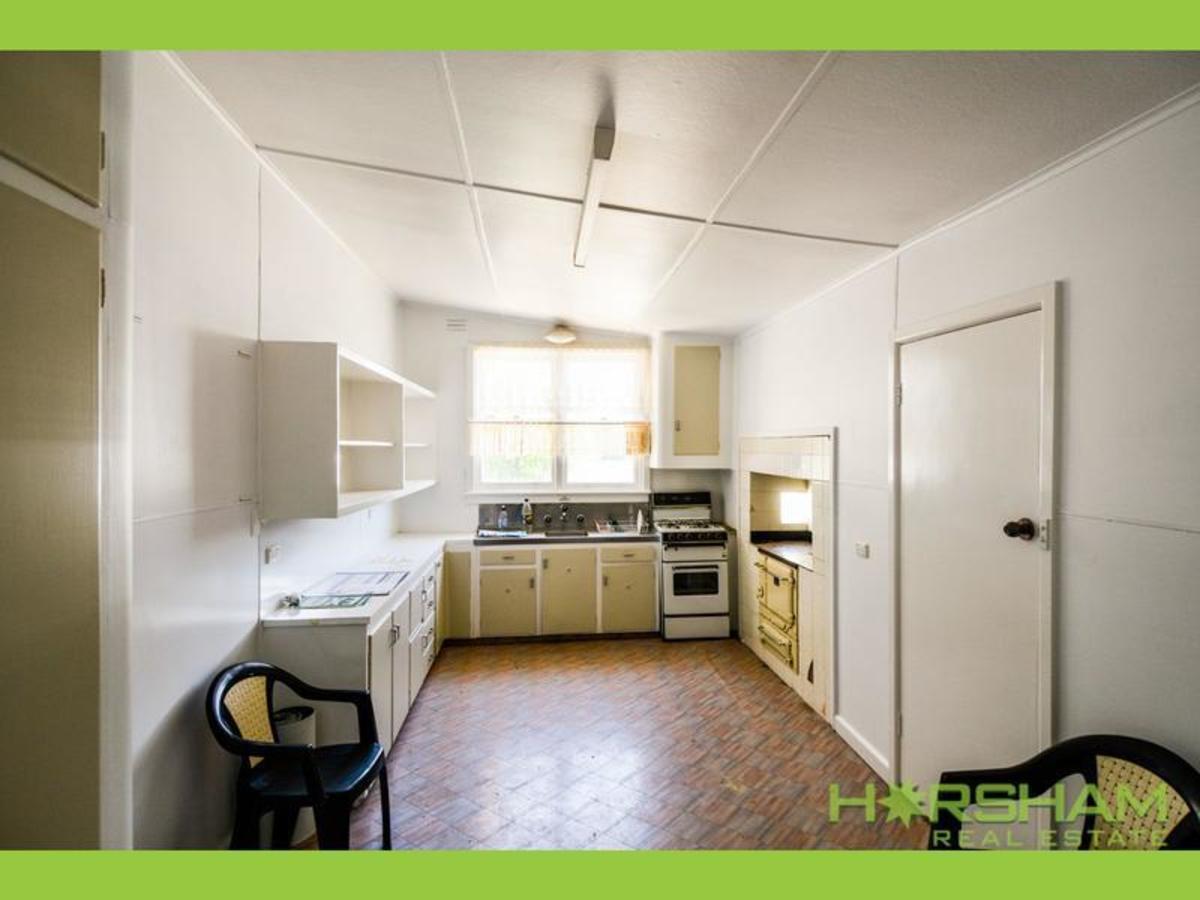 20 Darlot Street, Horsham
