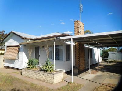 50 Williams Road, Horsham