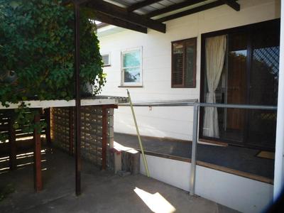 50 Williams Road, Horsham