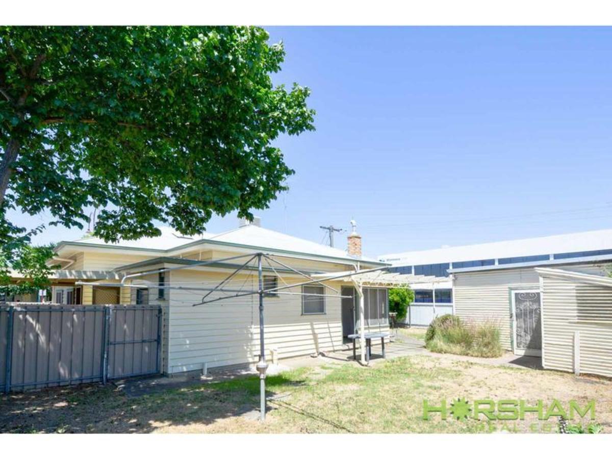 20 Darlot Street, Horsham