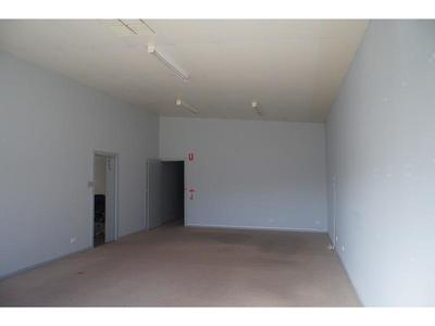 4 Sloss Street, Horsham