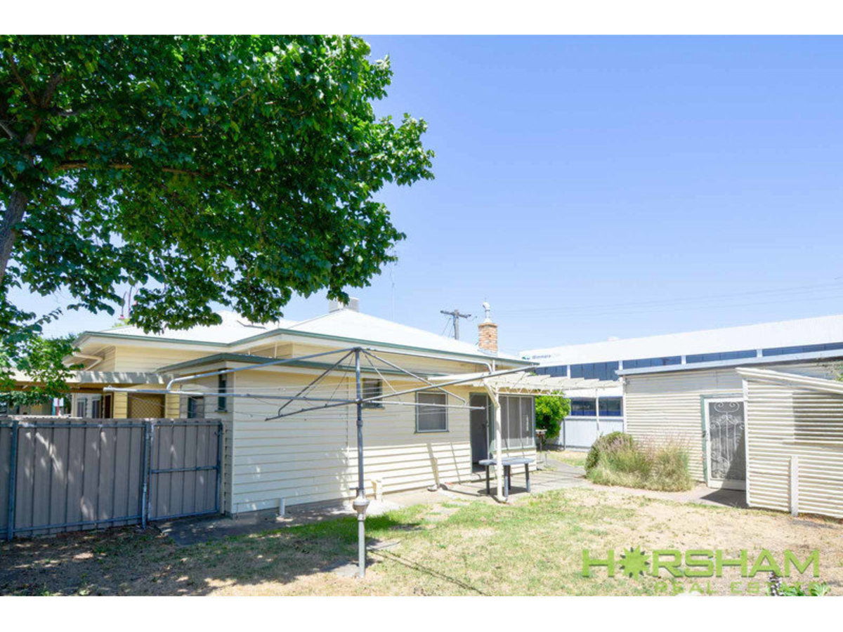 20 Darlot Street, Horsham