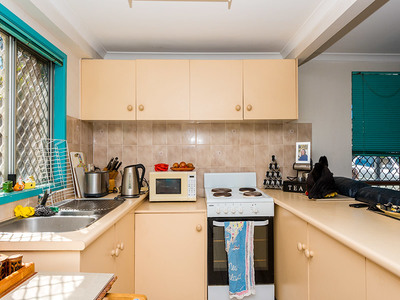 2298 Gold Coast Highway, Mermaid Beach