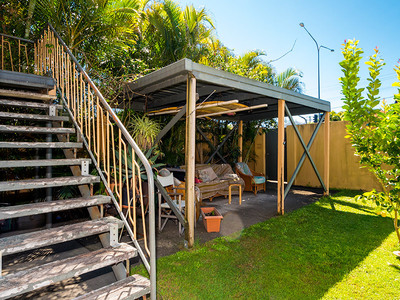 2298 Gold Coast Highway, Mermaid Beach