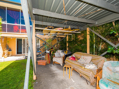 2298 Gold Coast Highway, Mermaid Beach