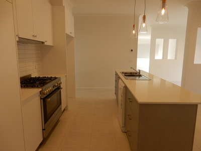 10 Tangemere Way, Cranbourne East