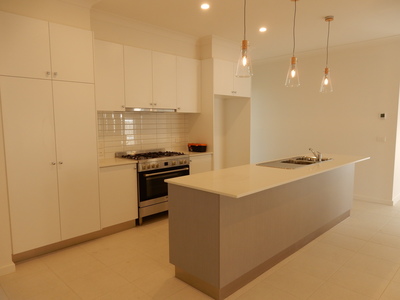 10 Tangemere Way, Cranbourne East