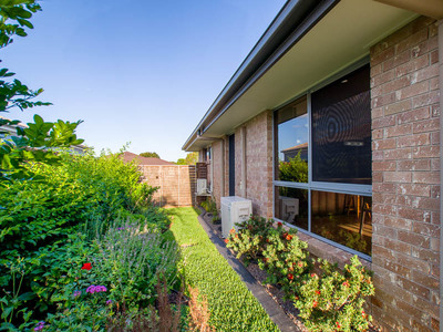 6 MAWSON COURT, Urraween