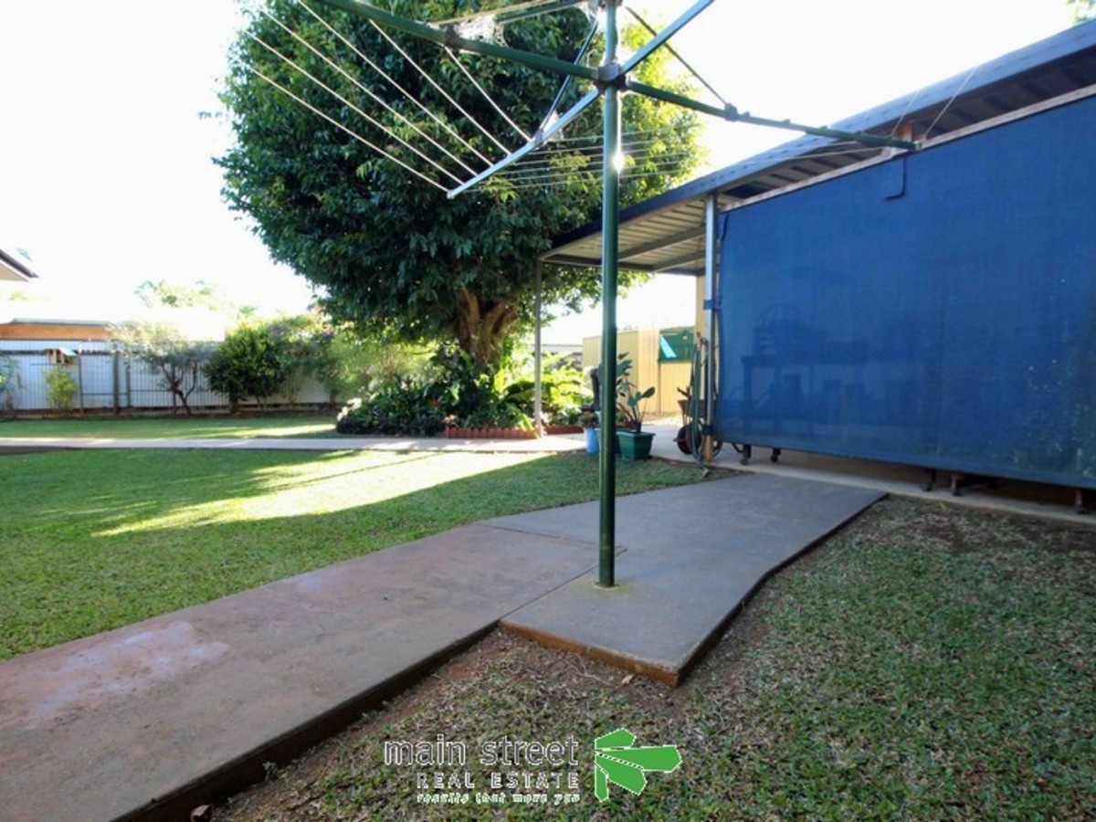 33 Holm Street, Atherton