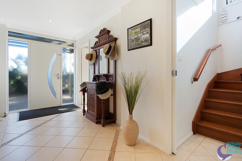 128a Noble Parade, Dalmeny