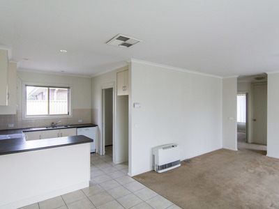 01 / 16 Palk Street, Horsham