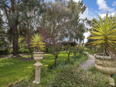 1072 Old Boort Road, Bendigo
