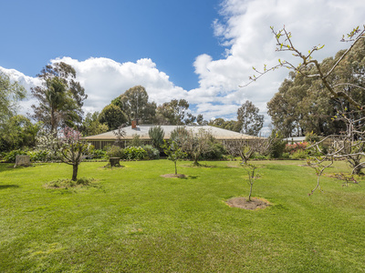 1072 Old Boort Road, Bendigo