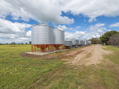 1072 Old Boort Road, Bendigo
