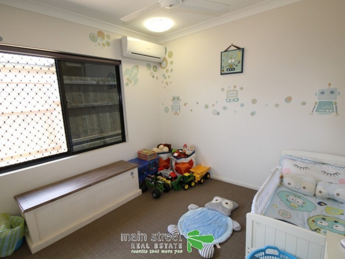 50 Danzer Drive, Atherton