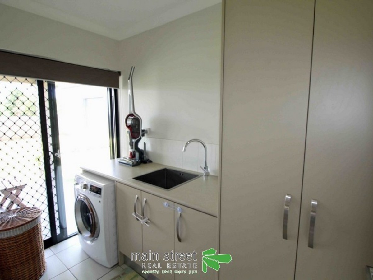 50 Danzer Drive, Atherton