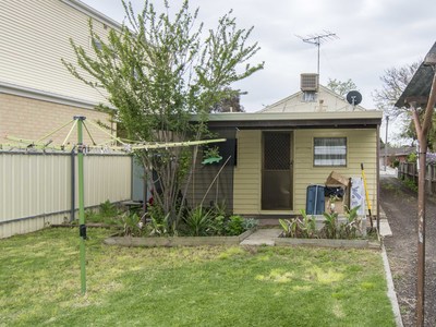 12  George Street, Horsham