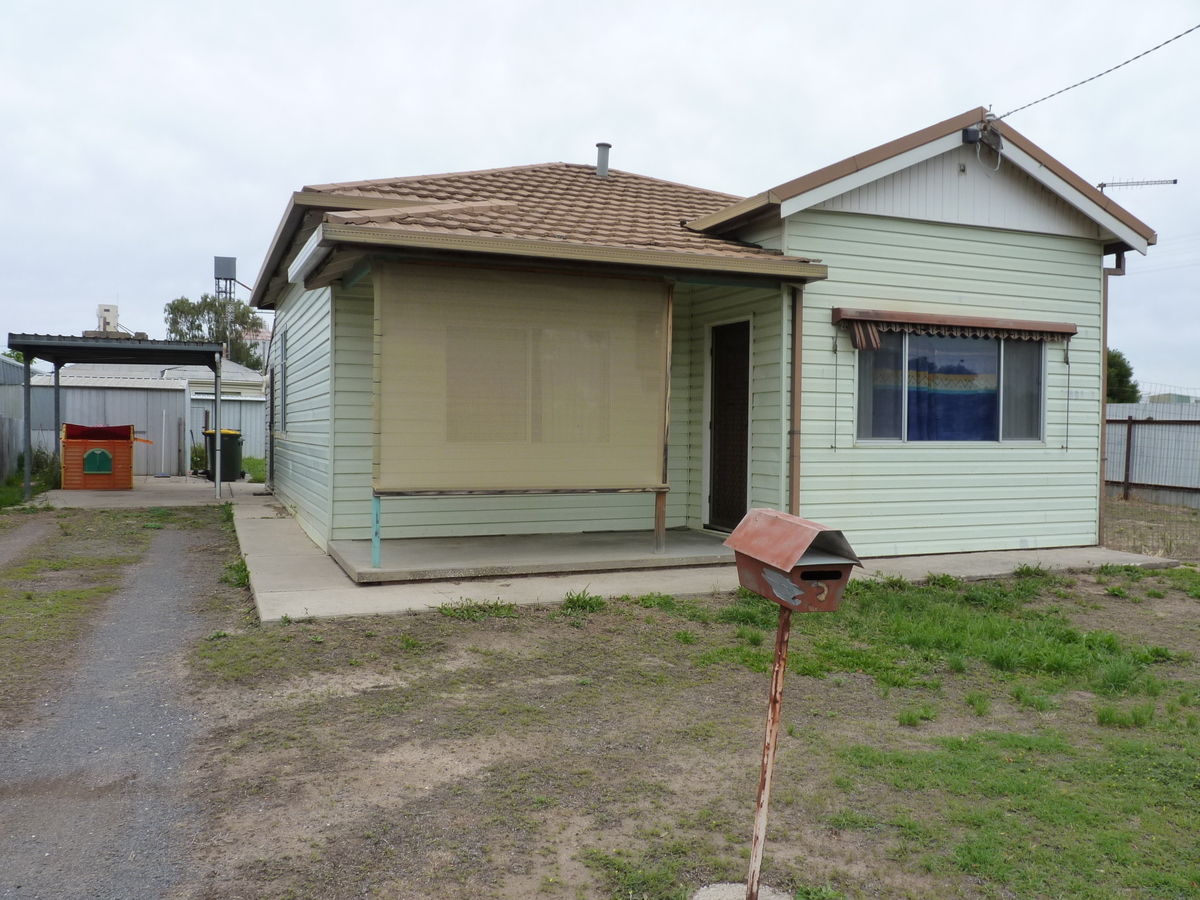 3 Don Street, Horsham