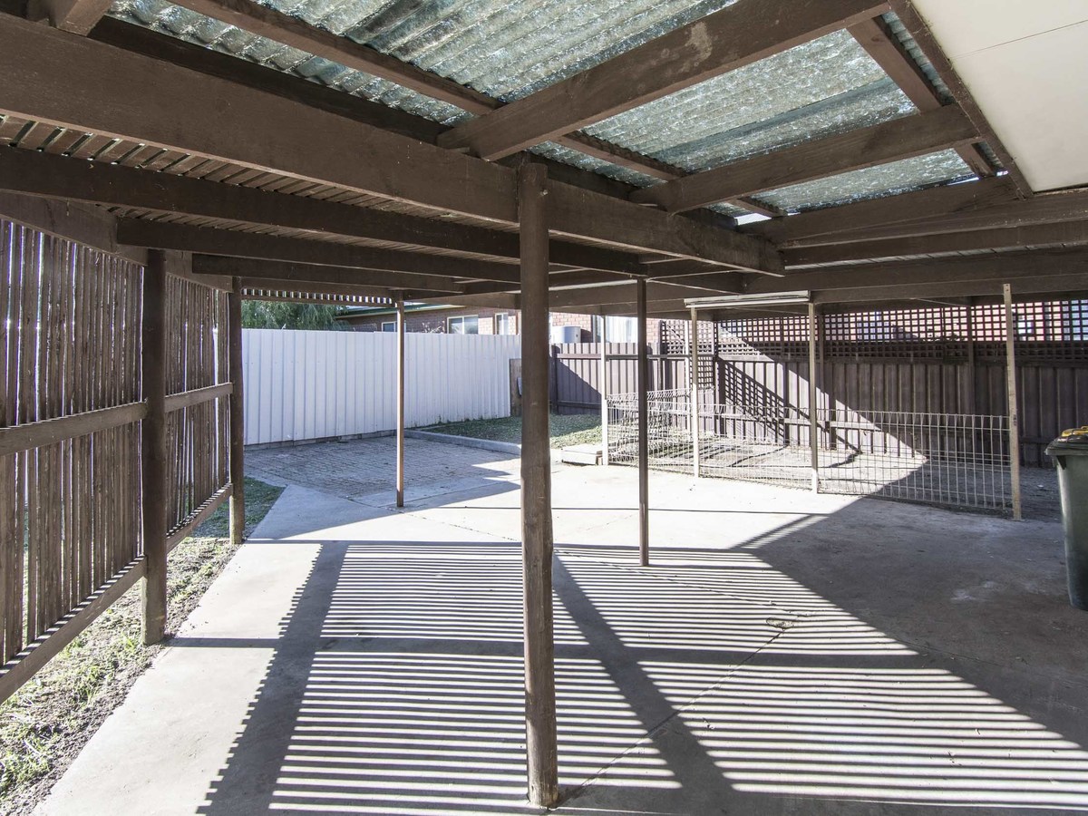8 Tydeman Street, Horsham