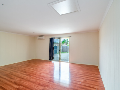 90 Caddy Avenue, Urraween