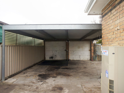 38 Railway Avenue, Horsham