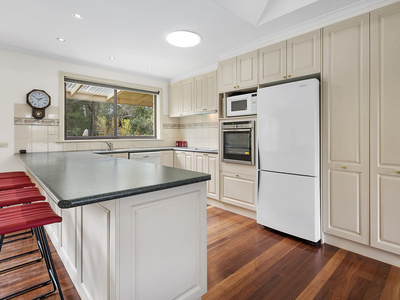 4 King Street, Mount Macedon