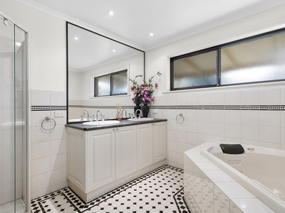 4 King Street, Mount Macedon