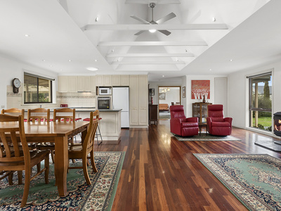 4 King Street, Mount Macedon