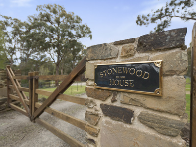 25 Alpine Avenue, Macedon