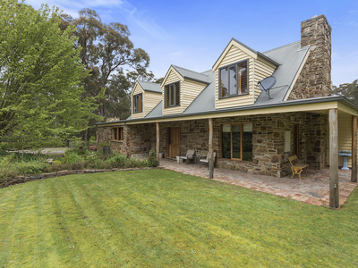25 Alpine Avenue, Macedon